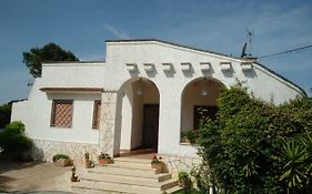 Villa Maria
